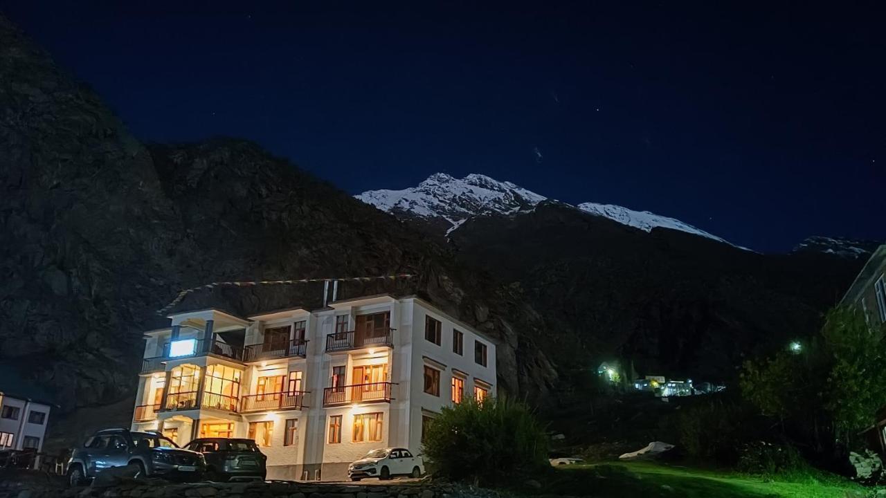 Anand Yul Jispa Hotel Kültér fotó